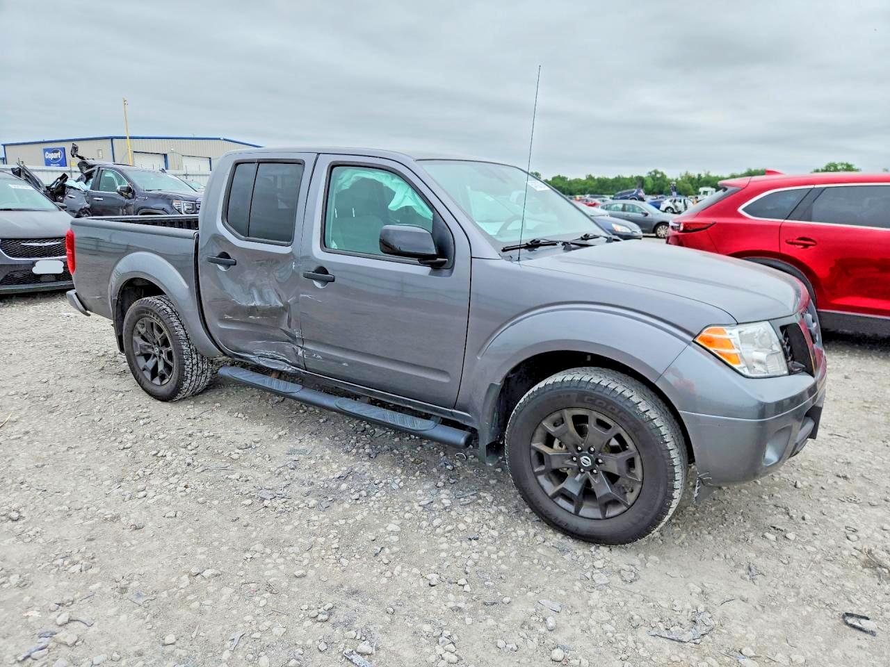 Nissan Frontier Sv