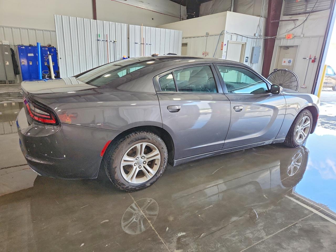 Dodge Charger Se