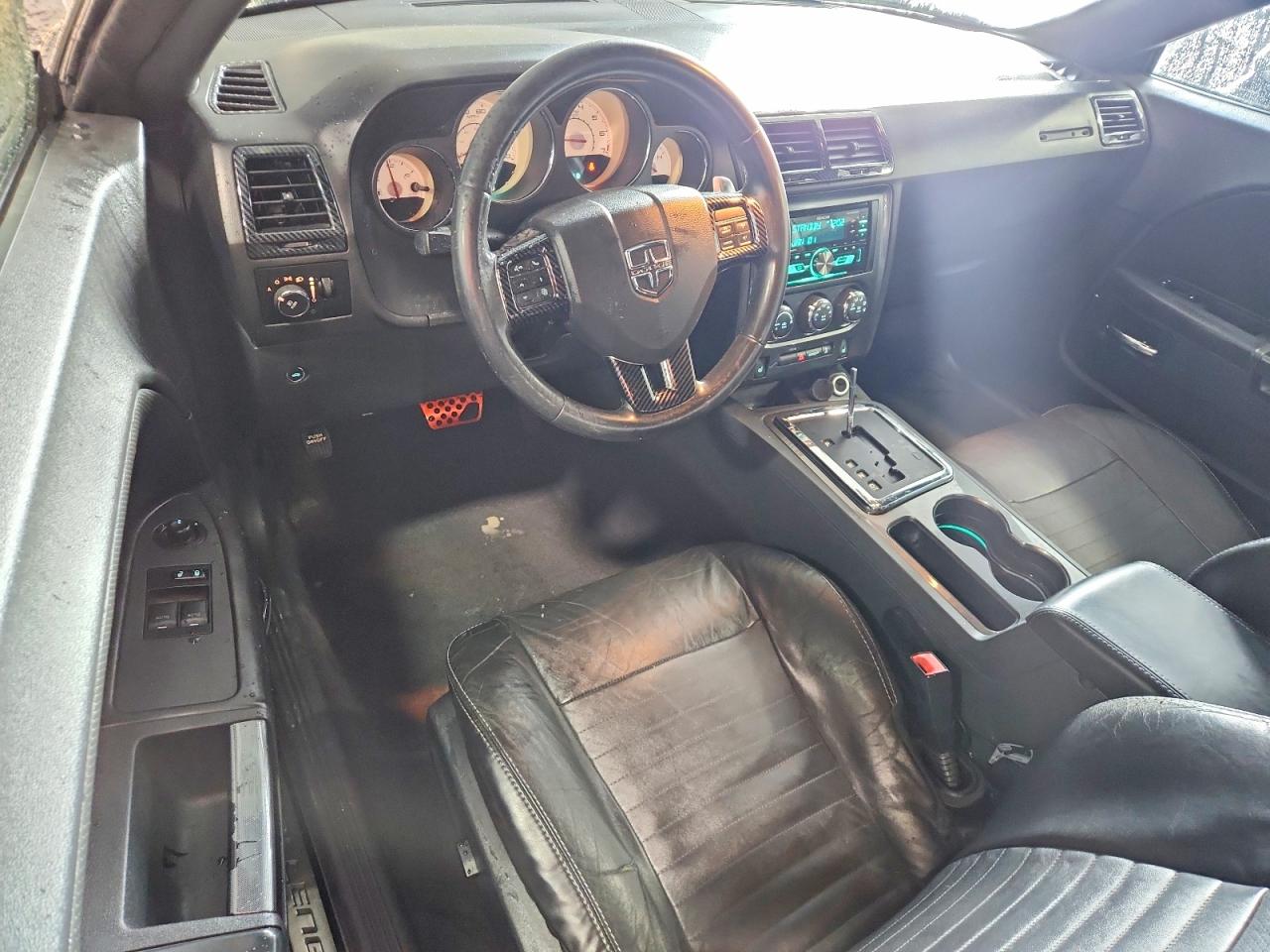 Dodge Challenger Sxt