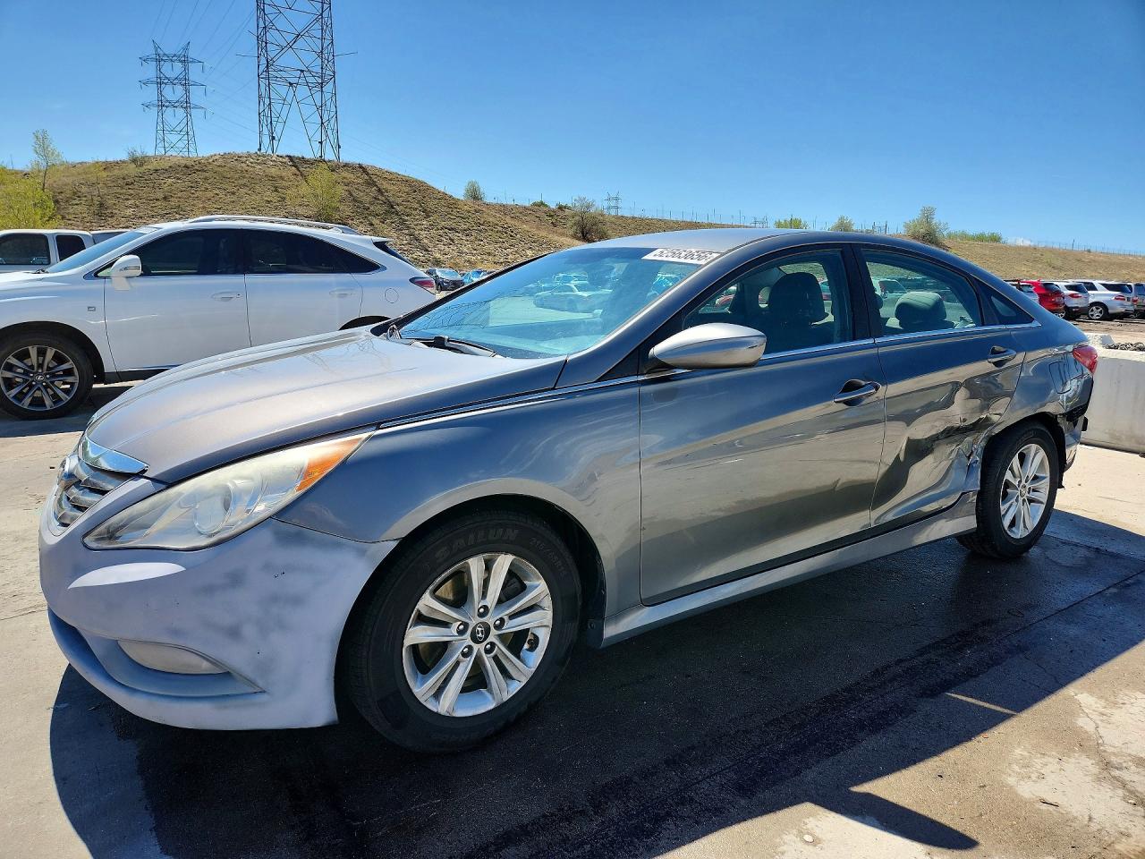 Salvage Hyundai SONATA Image