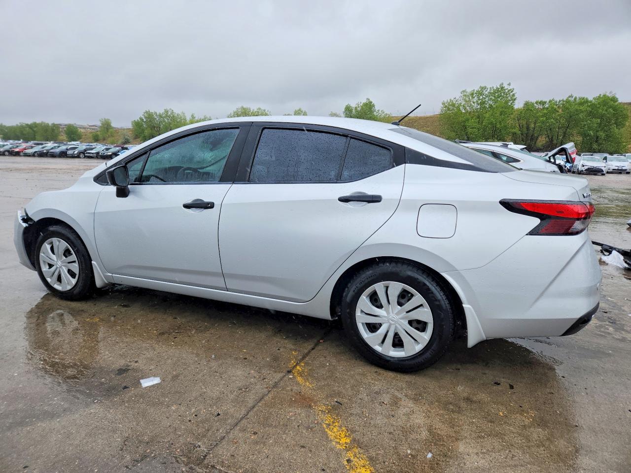 Nissan Versa S