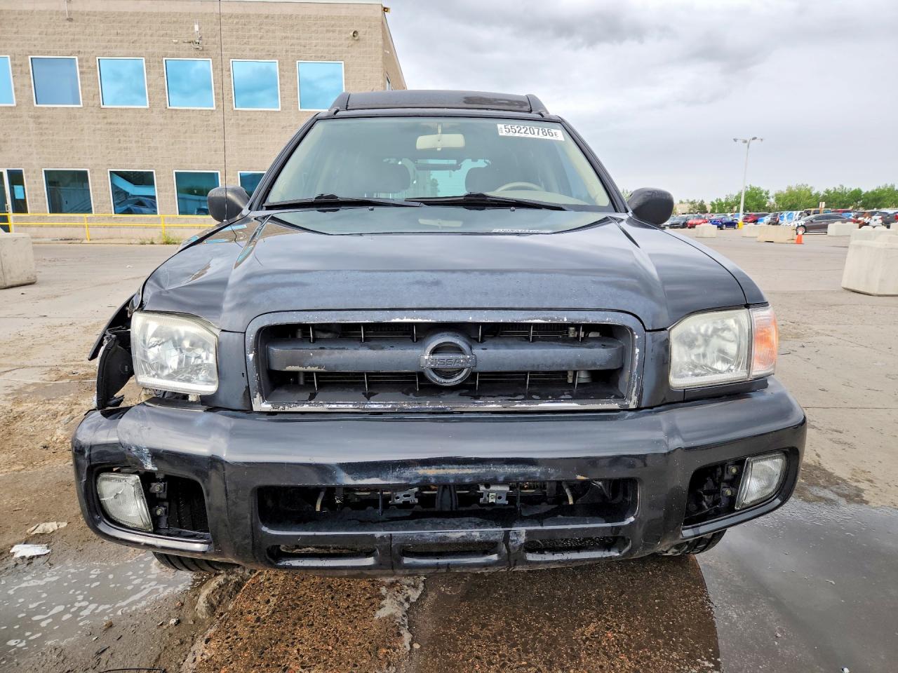 Nissan Pathfinder Se