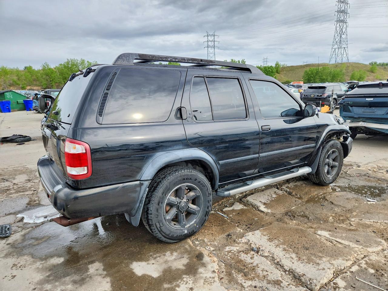 Nissan Pathfinder Se