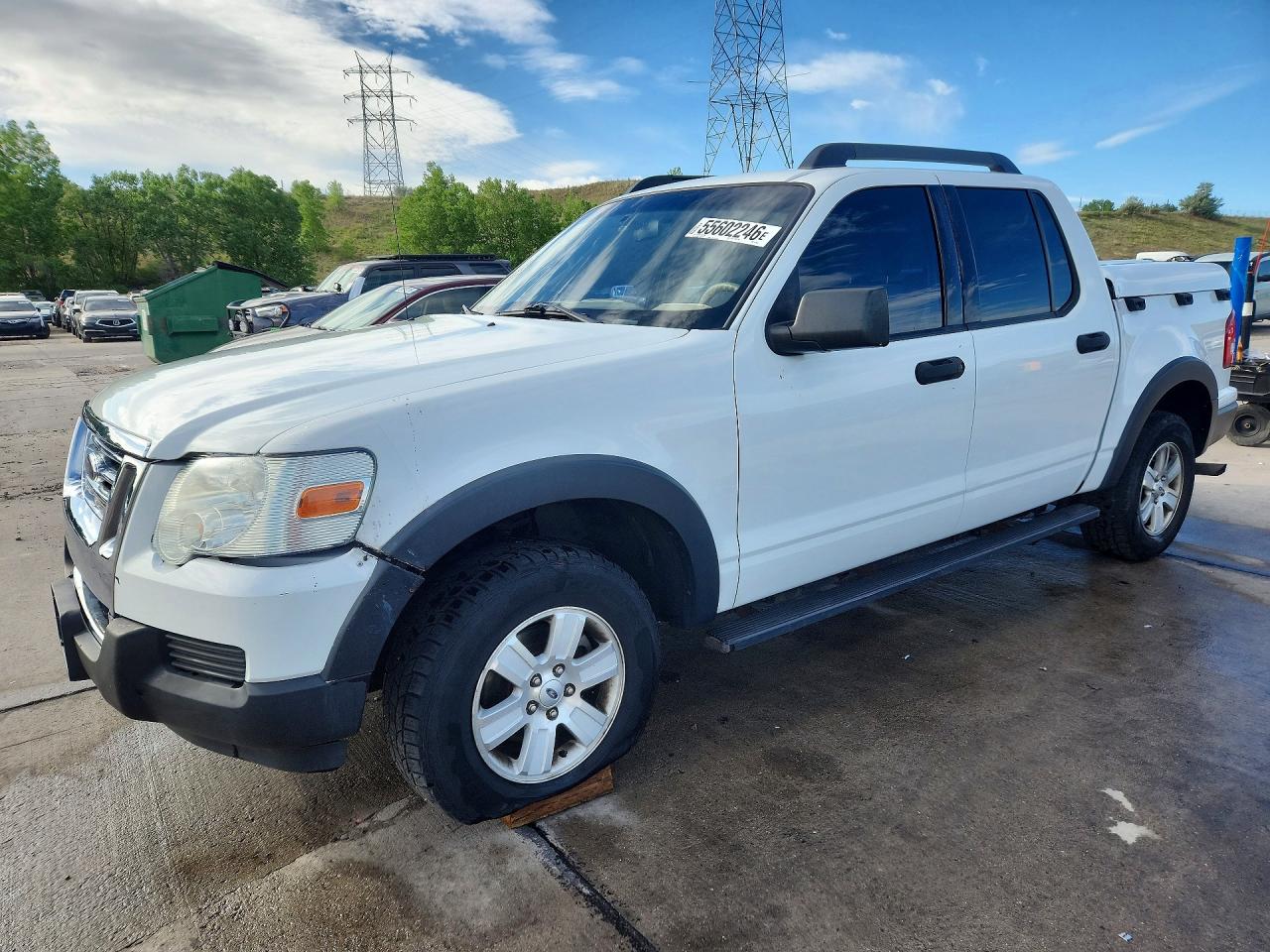 Salvage Ford Explorer Image