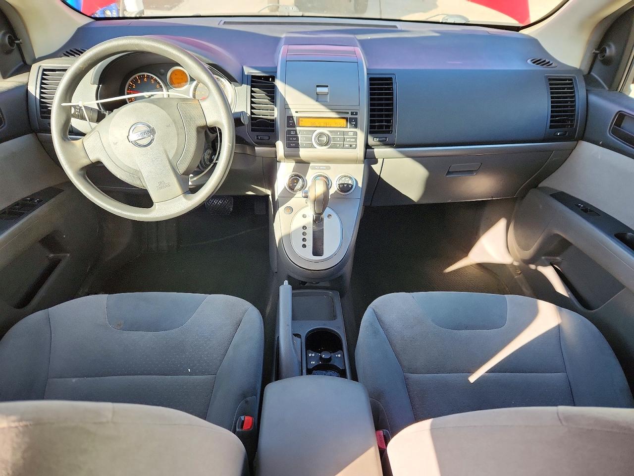 Nissan Sentra 2.0