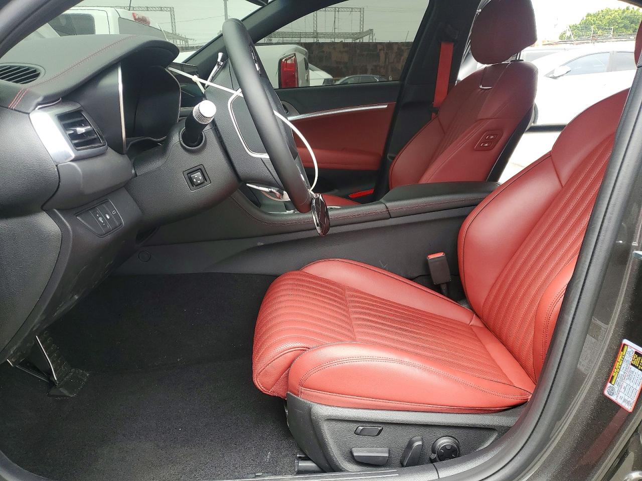 Genesis G70 Sport Prestige