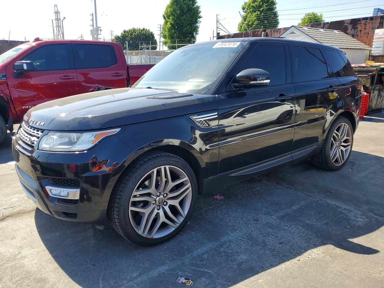 Salvage Land Rover Range Rover Image