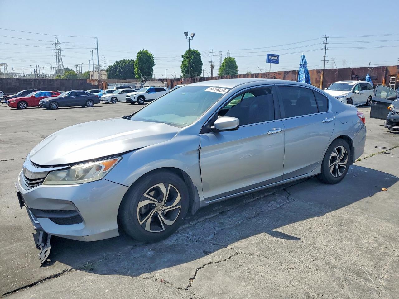 Salvage Honda Accord Image