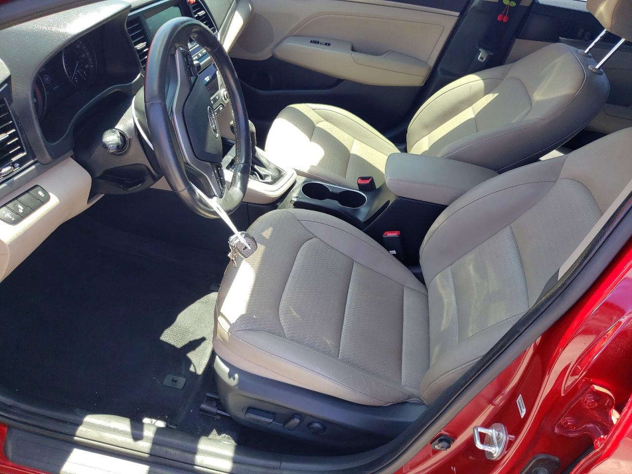 Hyundai ELANTRA Limited