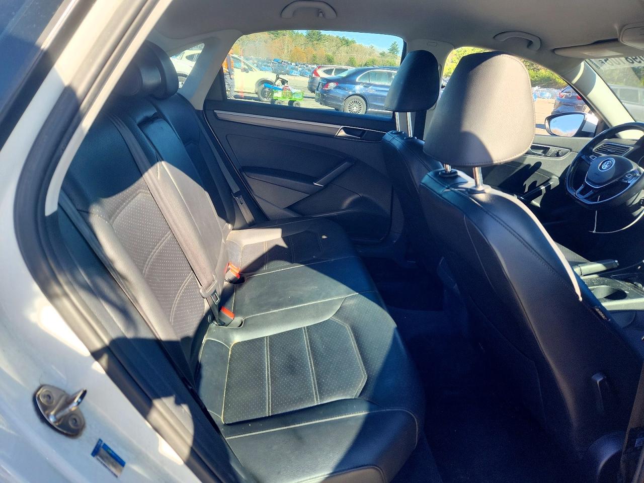Volkswagen Passat S