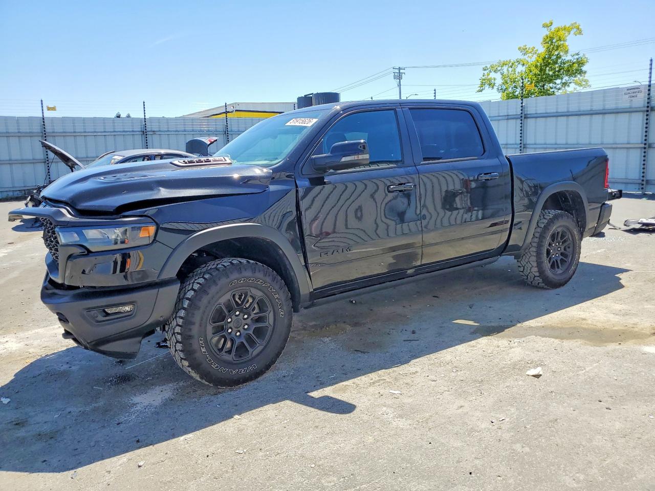 Salvage Ram 1500 Image