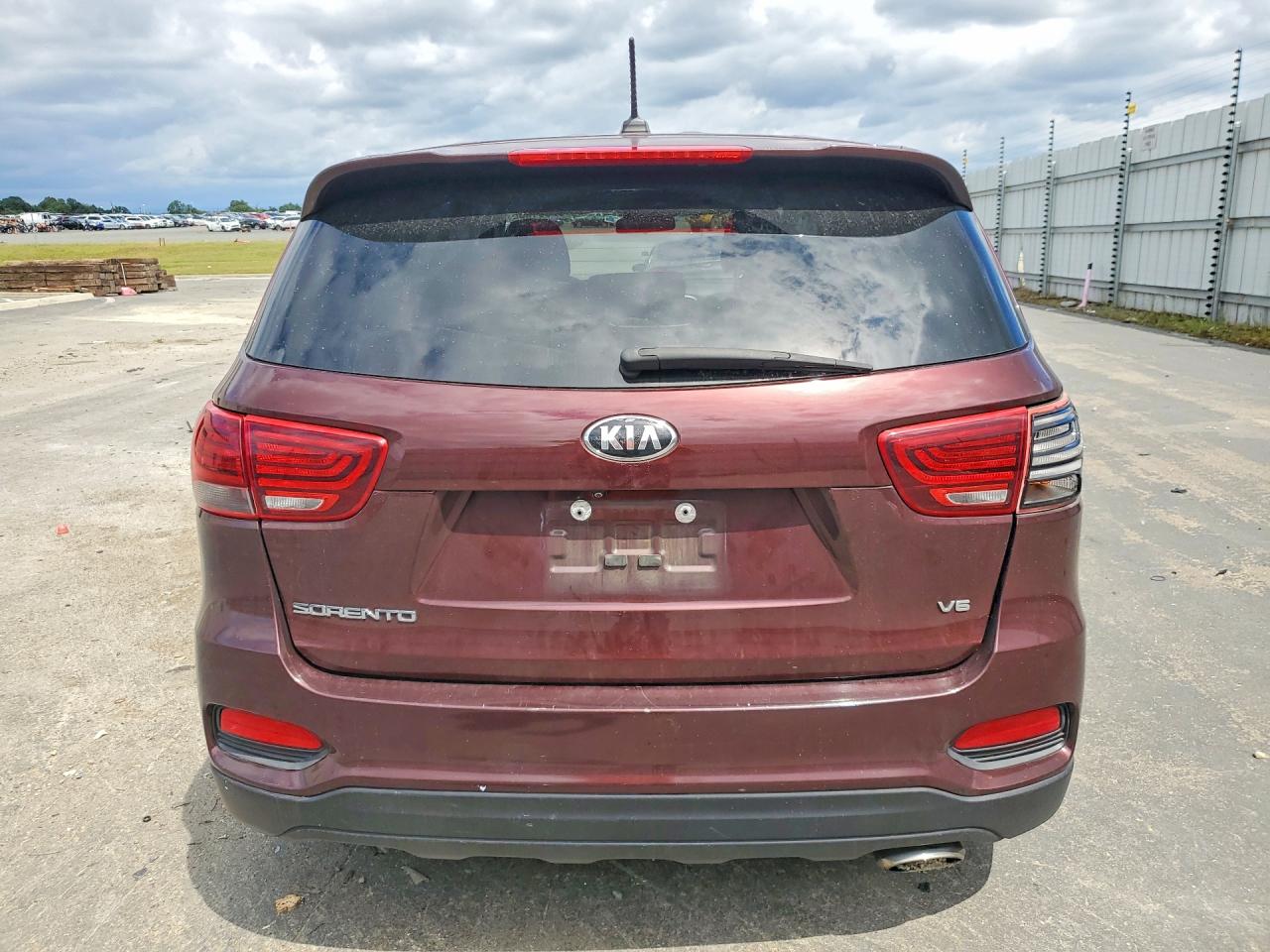 Kia Sorento Lx V6