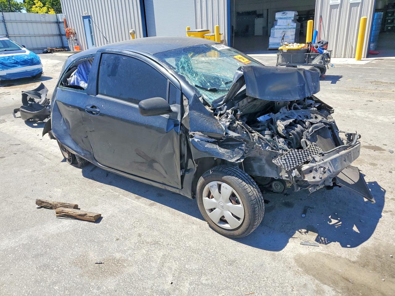 Toyota Yaris Base
