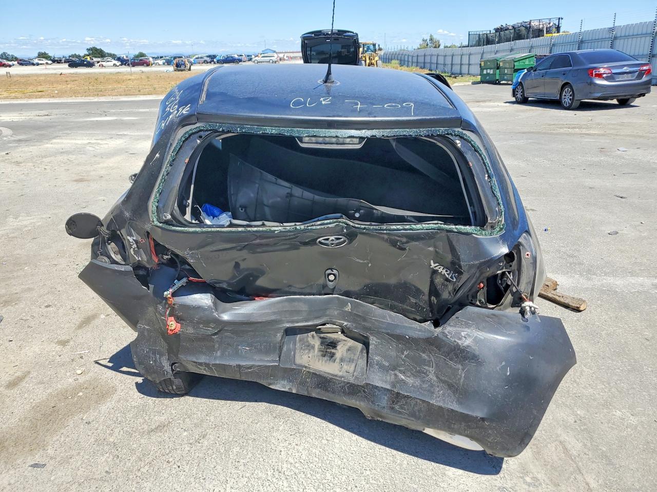 Toyota Yaris Base