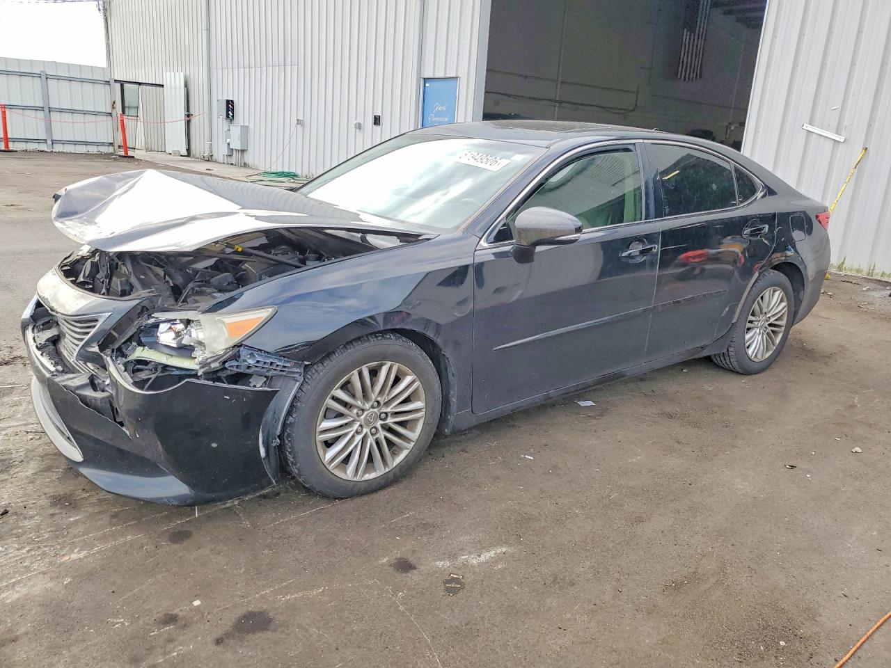 Salvage Lexus Es Image