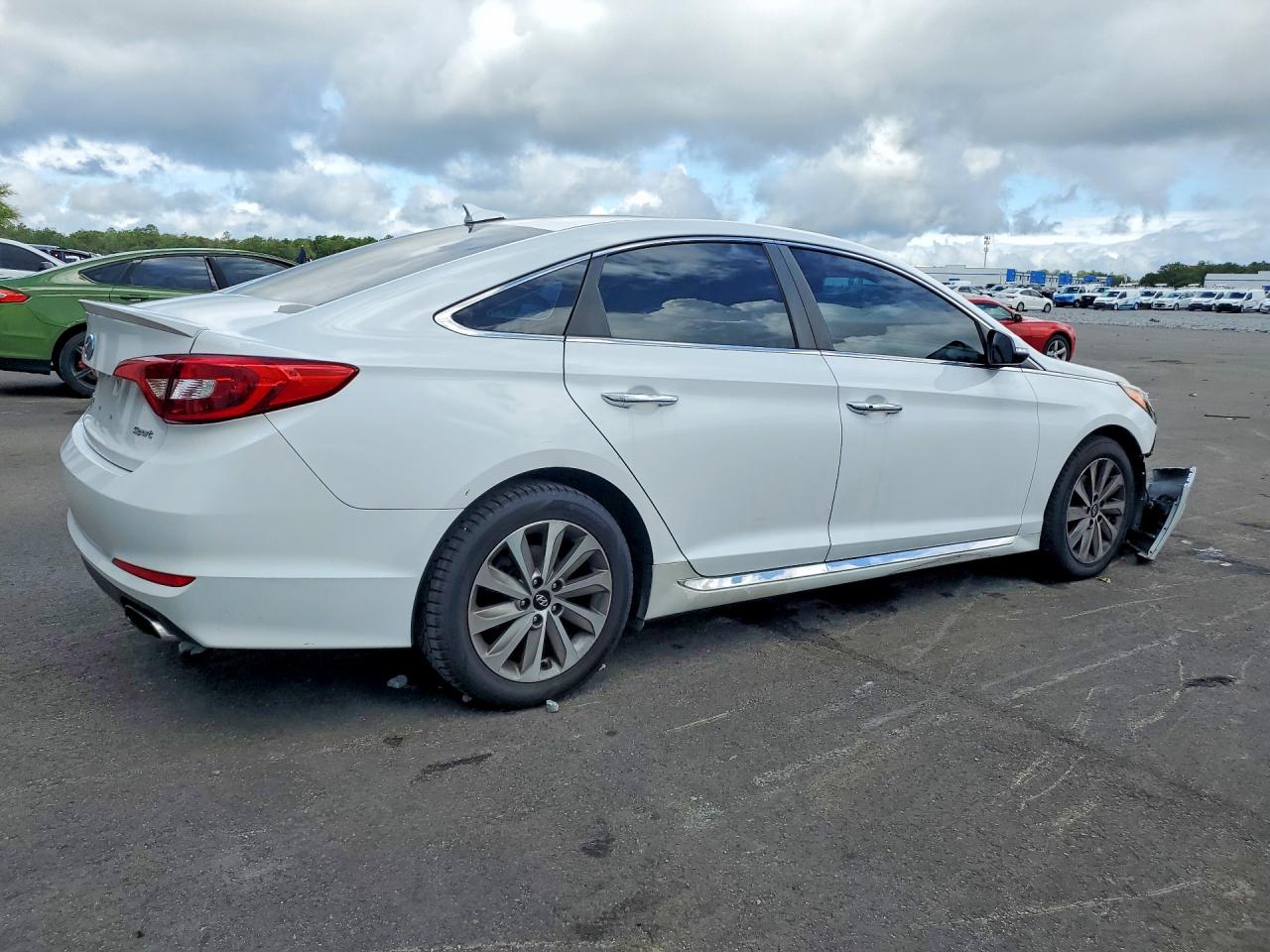 Hyundai SONATA Sport