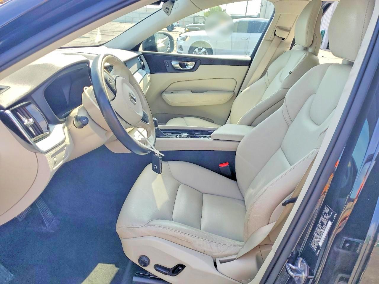 Volvo XC60 T6 Momentum
