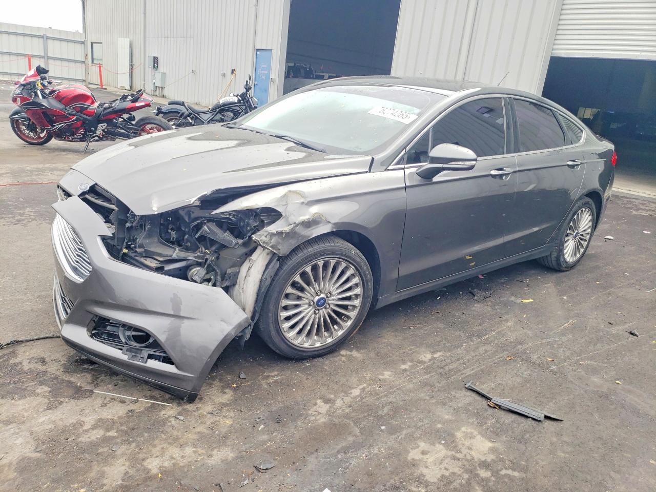 Salvage Ford Fusion Image