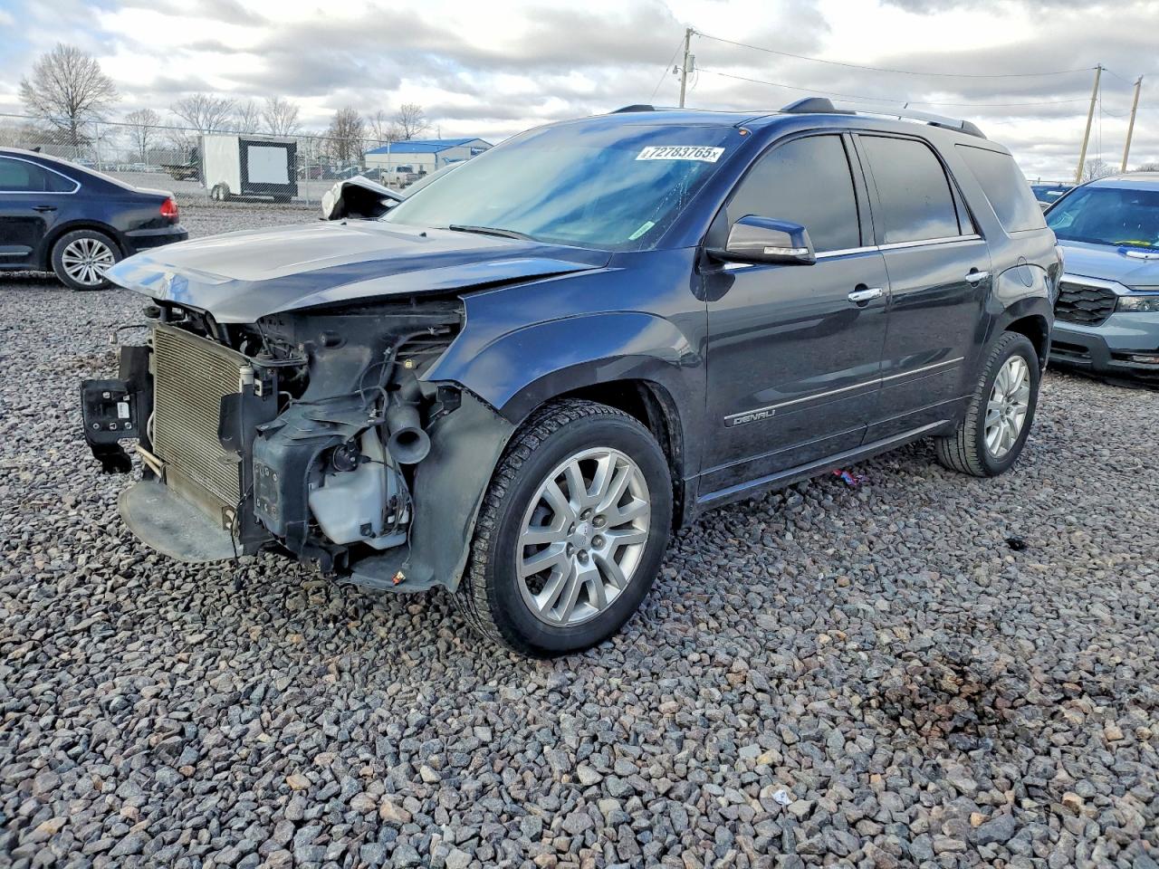 Salvage GMC Acadia Image