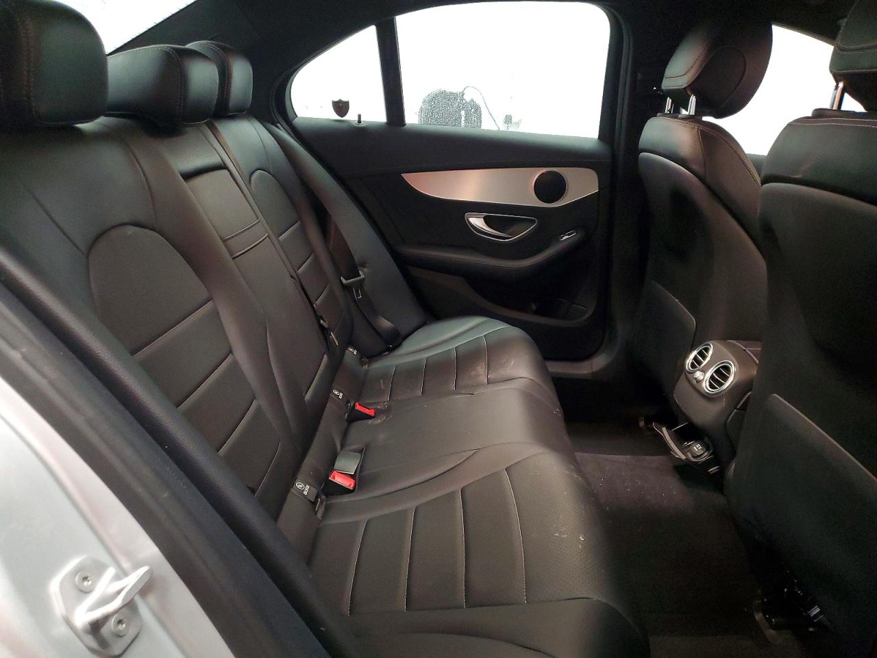 Mercedes-Benz C-Class 300 4matic
