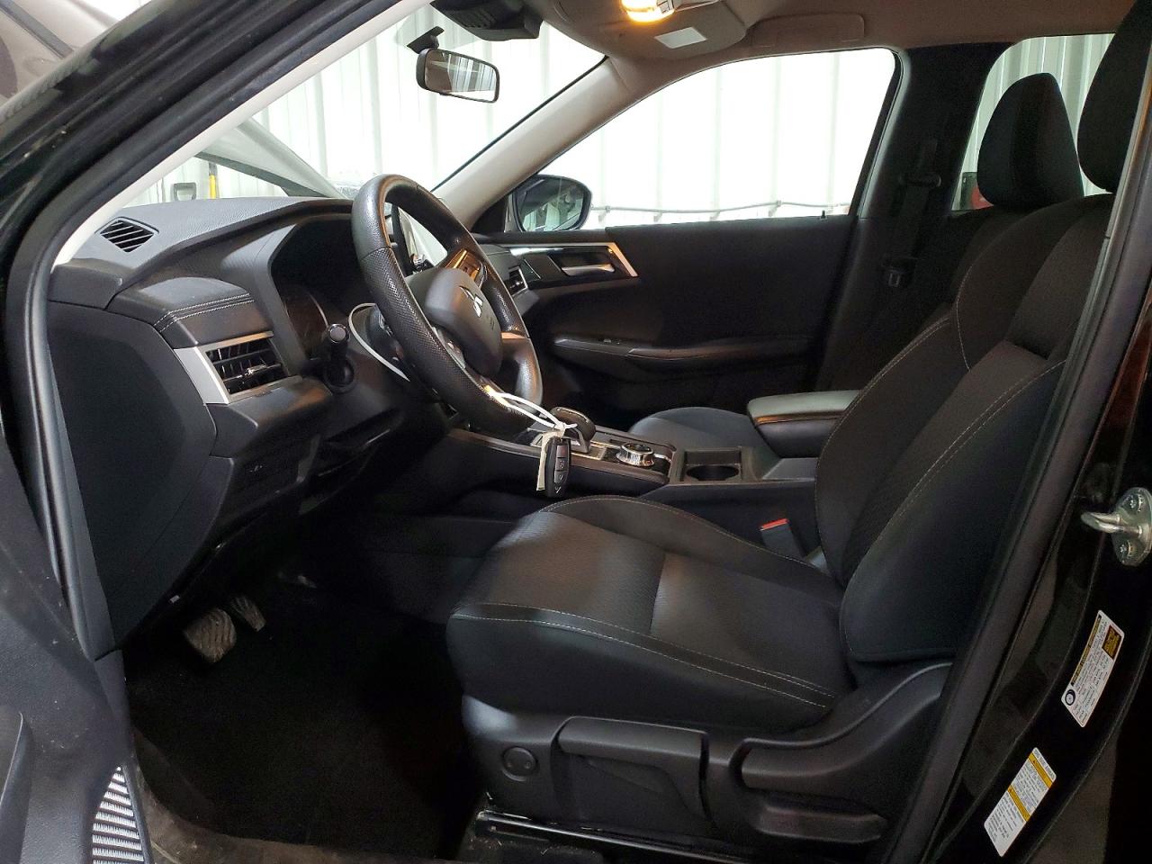 Mitsubishi Outlander Es