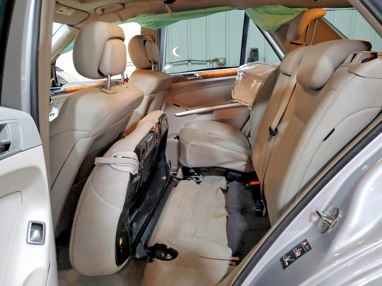 Mercedes-Benz M-Class 350