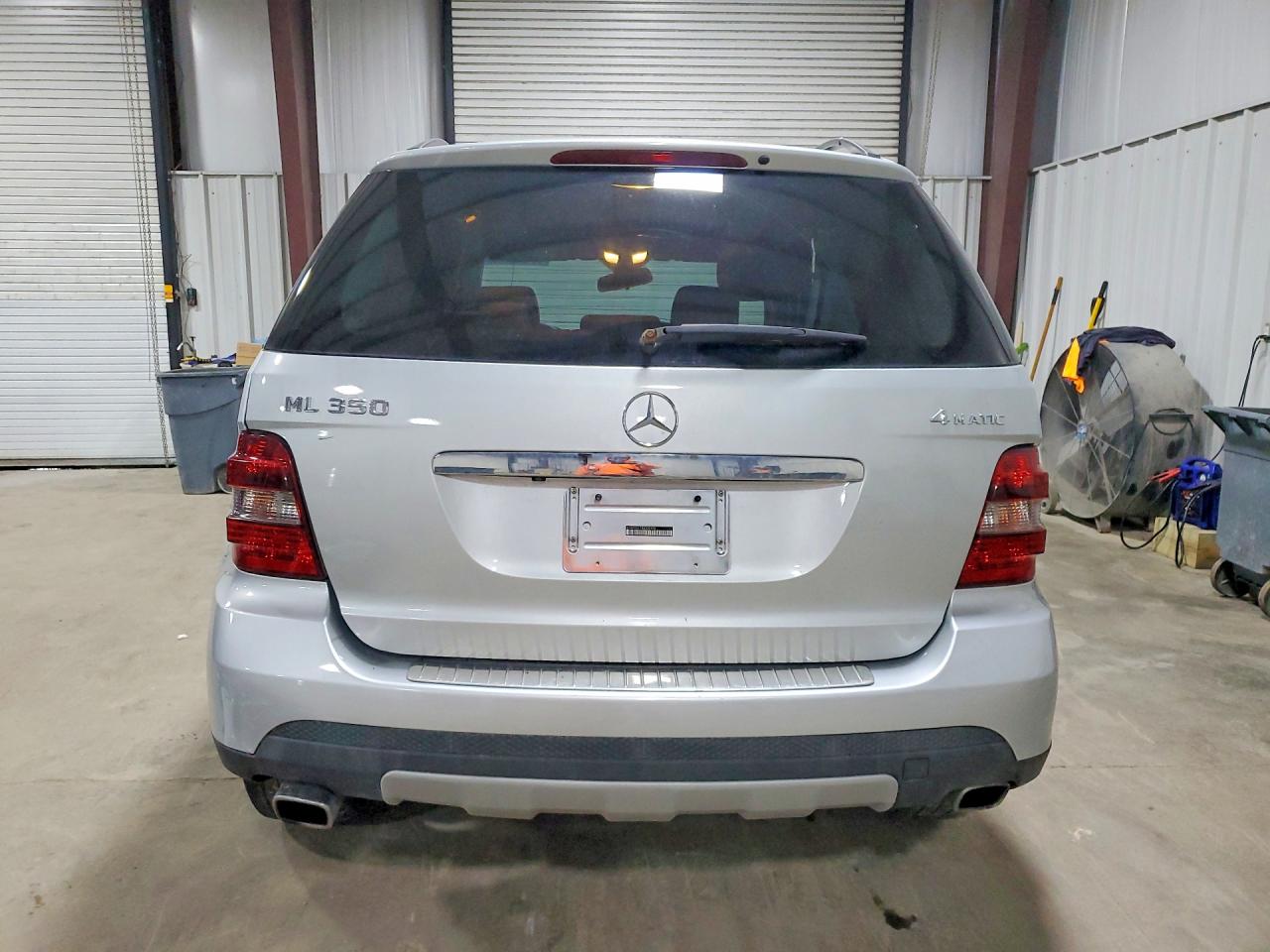Mercedes-Benz M-Class 350