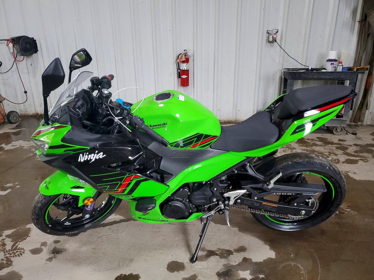 Kawasaki Ex400