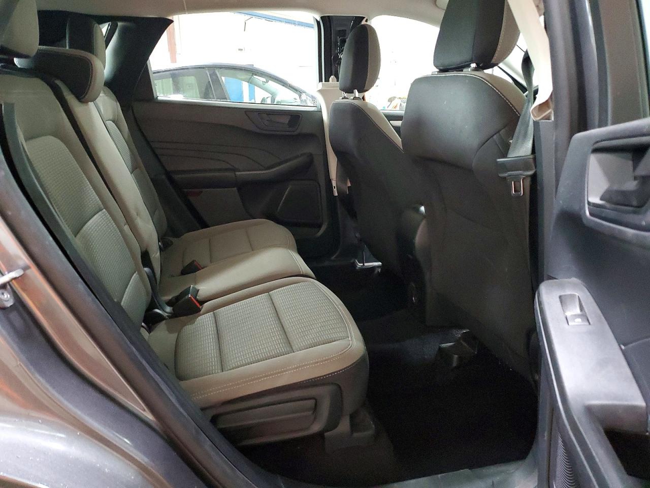 Ford Escape S