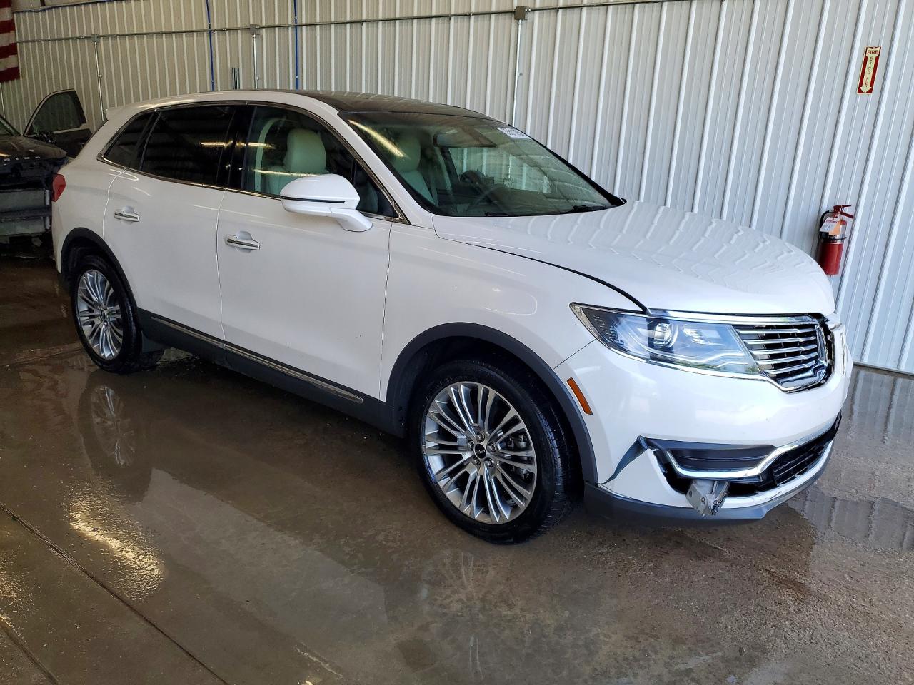 Lincoln MKX Reserve