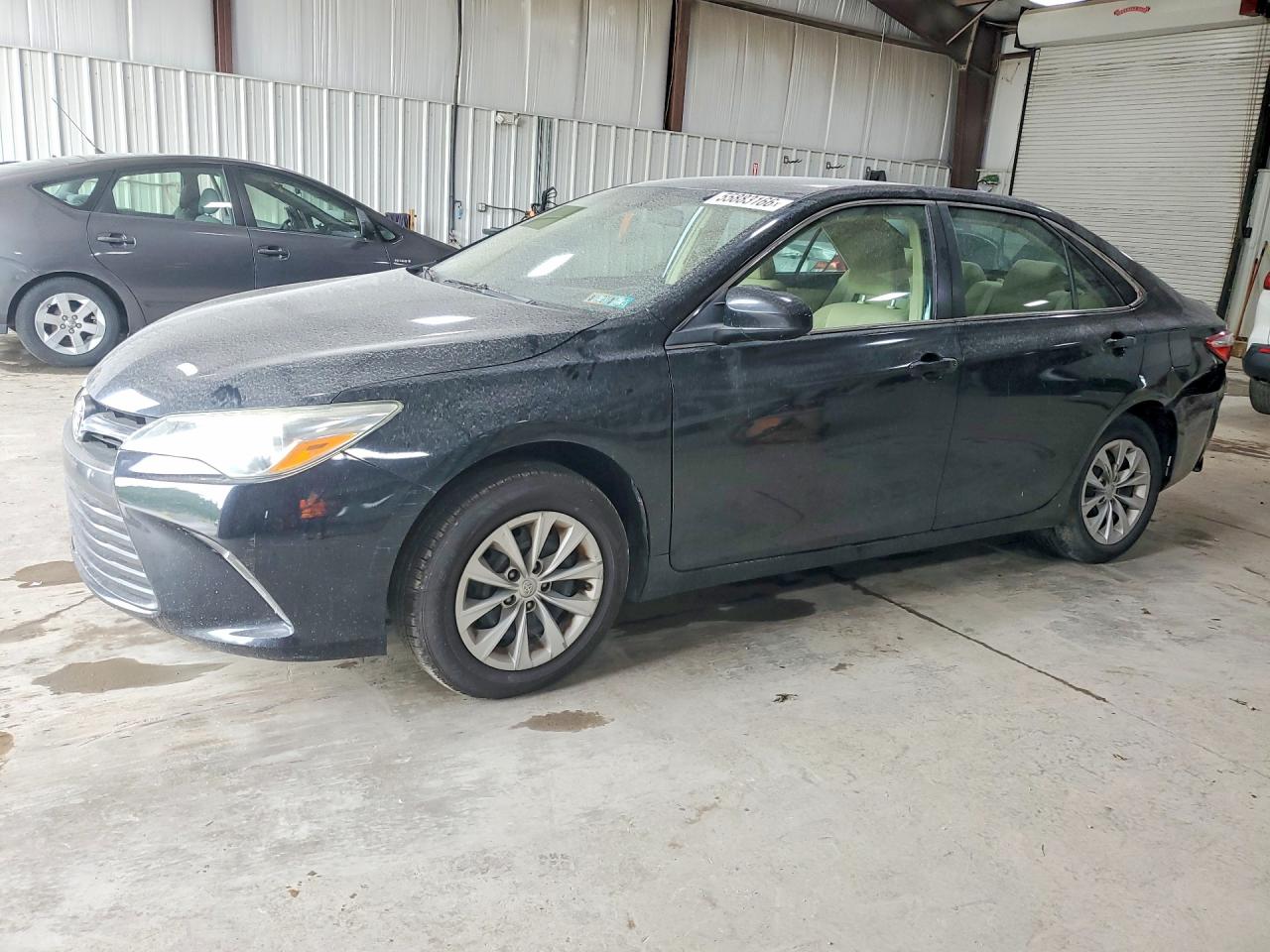 Salvage Toyota Camry Image