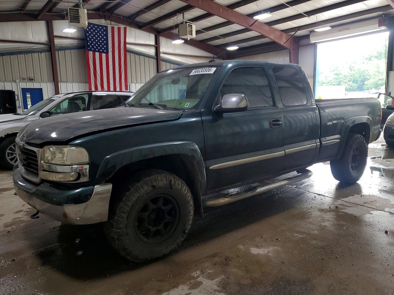 Salvage GMC Sierra Image