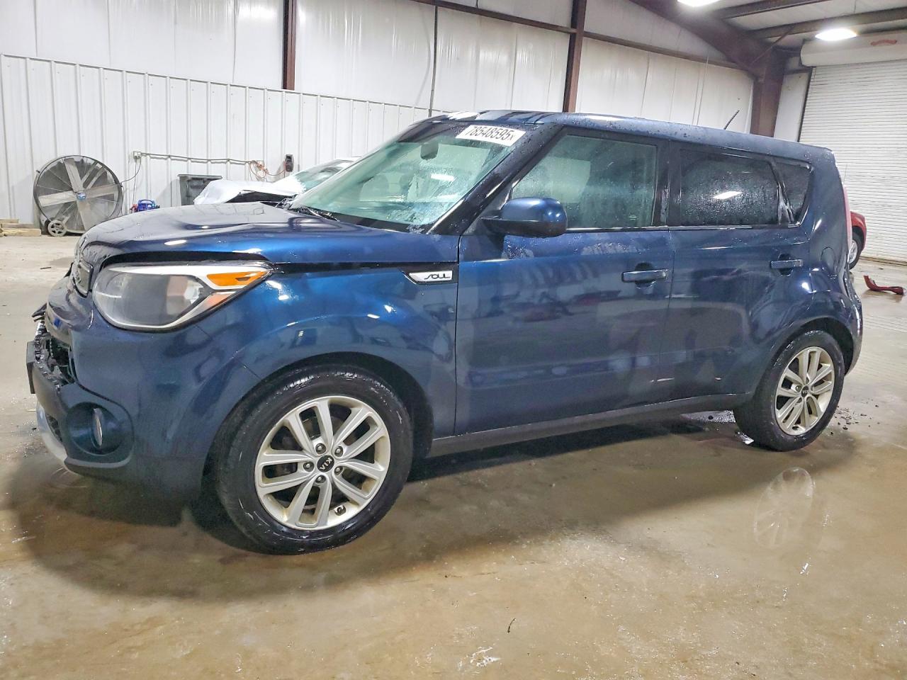 Salvage Kia Soul Image