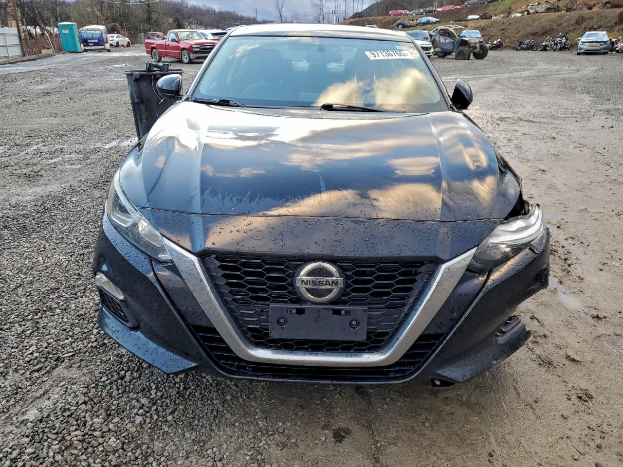 Nissan Altima S