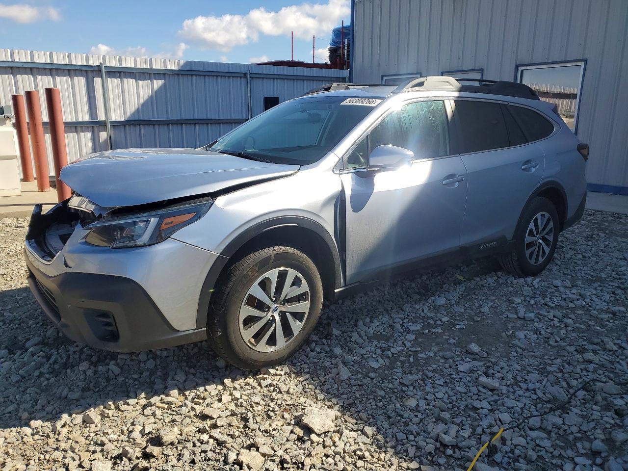 Salvage Subaru Outback Image