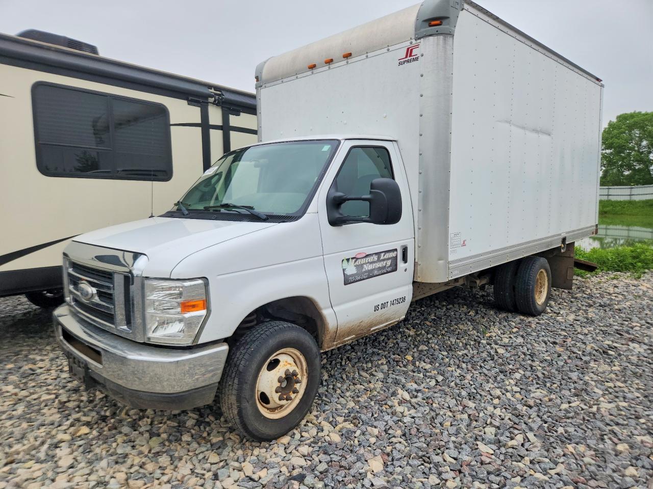 Salvage Ford Econoline Image