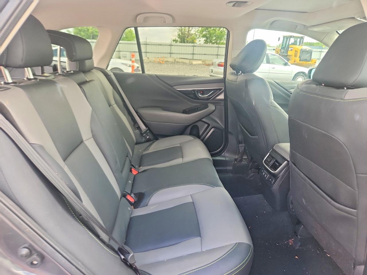Subaru Outback Onyx Edition Xt