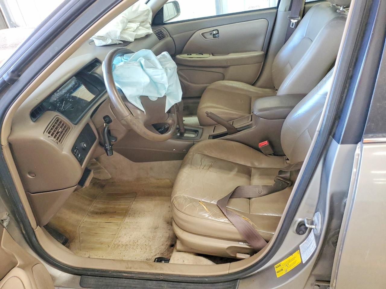 Toyota Camry Xle V6