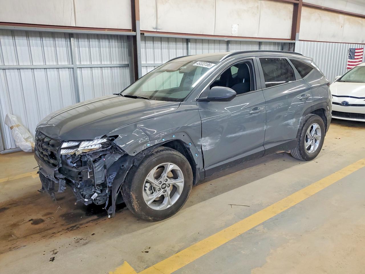 Salvage Hyundai TUCSON Image