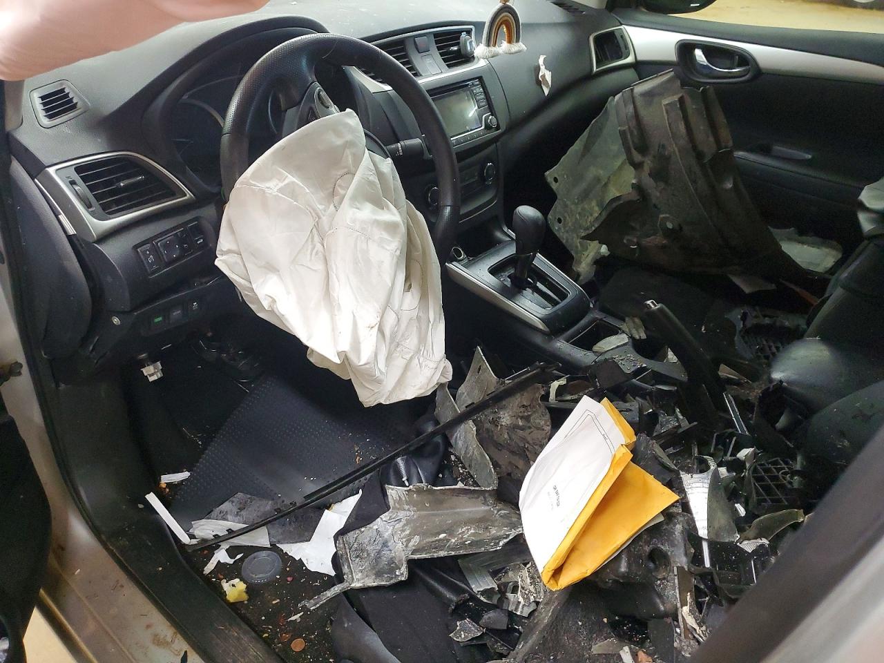 Nissan Sentra S