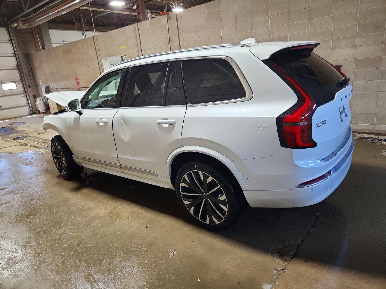 Volvo XC90 Plus