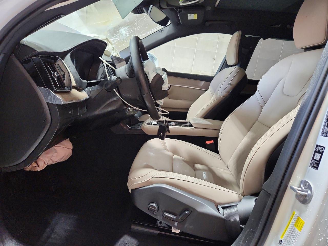 Volvo XC90 Plus