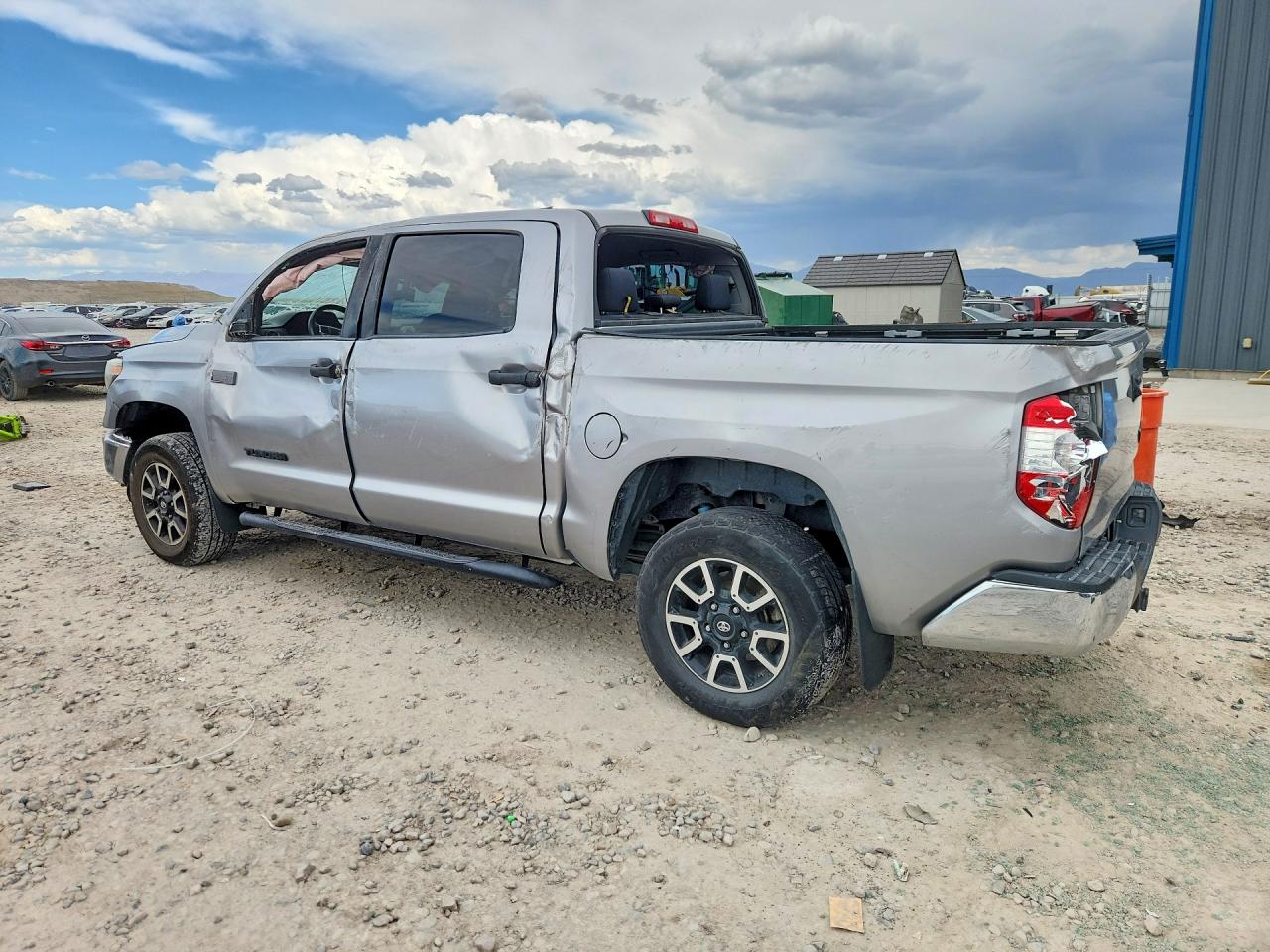 Toyota Tundra Crewmax Sr5