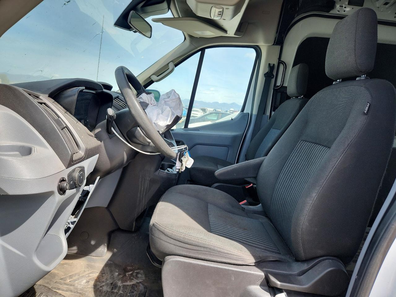 Ford Transit T-250