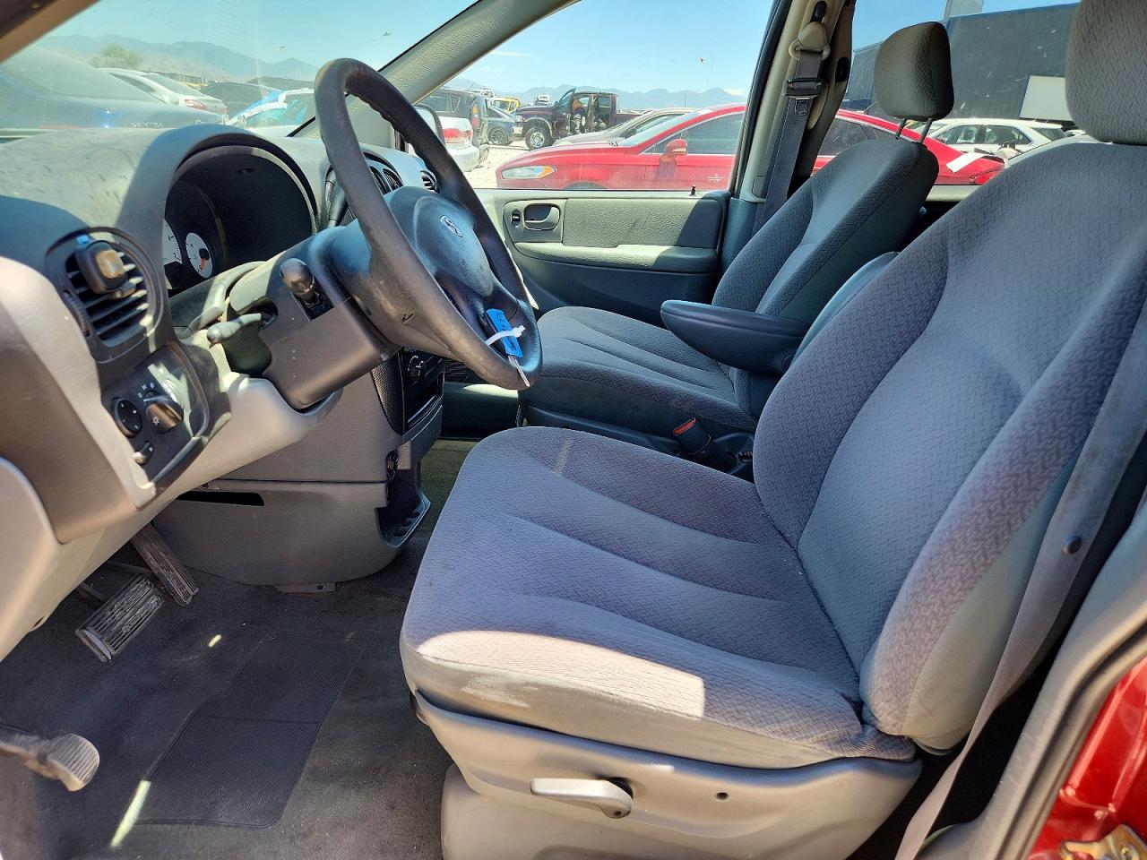 Dodge Caravan Sxt