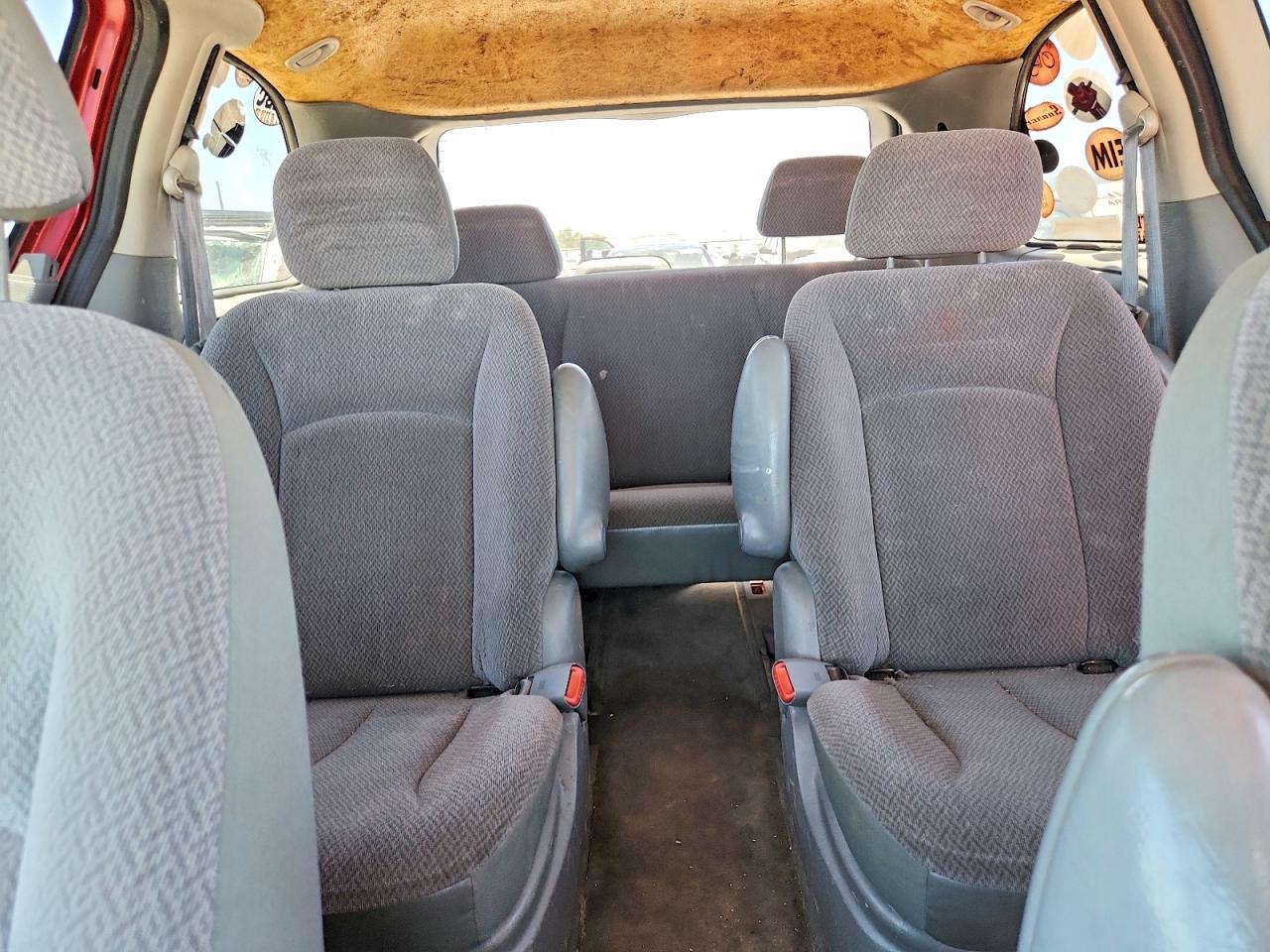 Dodge Caravan Sxt