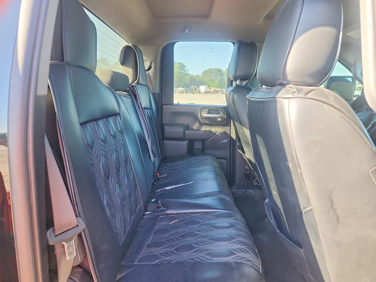 Chevrolet Silverado K2500 Custom