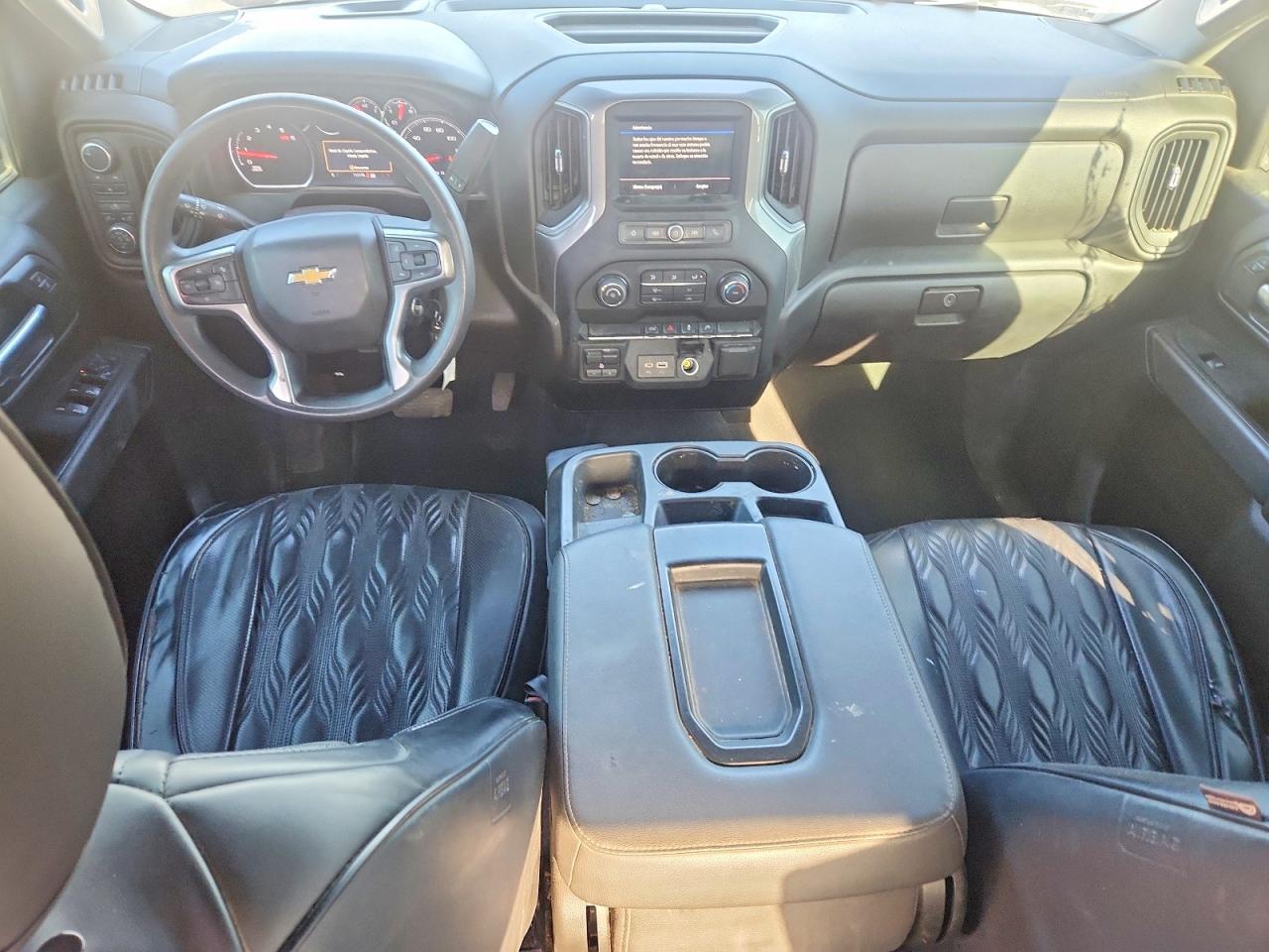 Chevrolet Silverado K2500 Custom