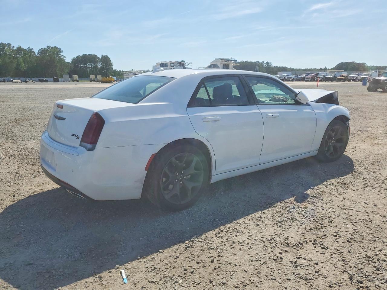Chrysler 300 S