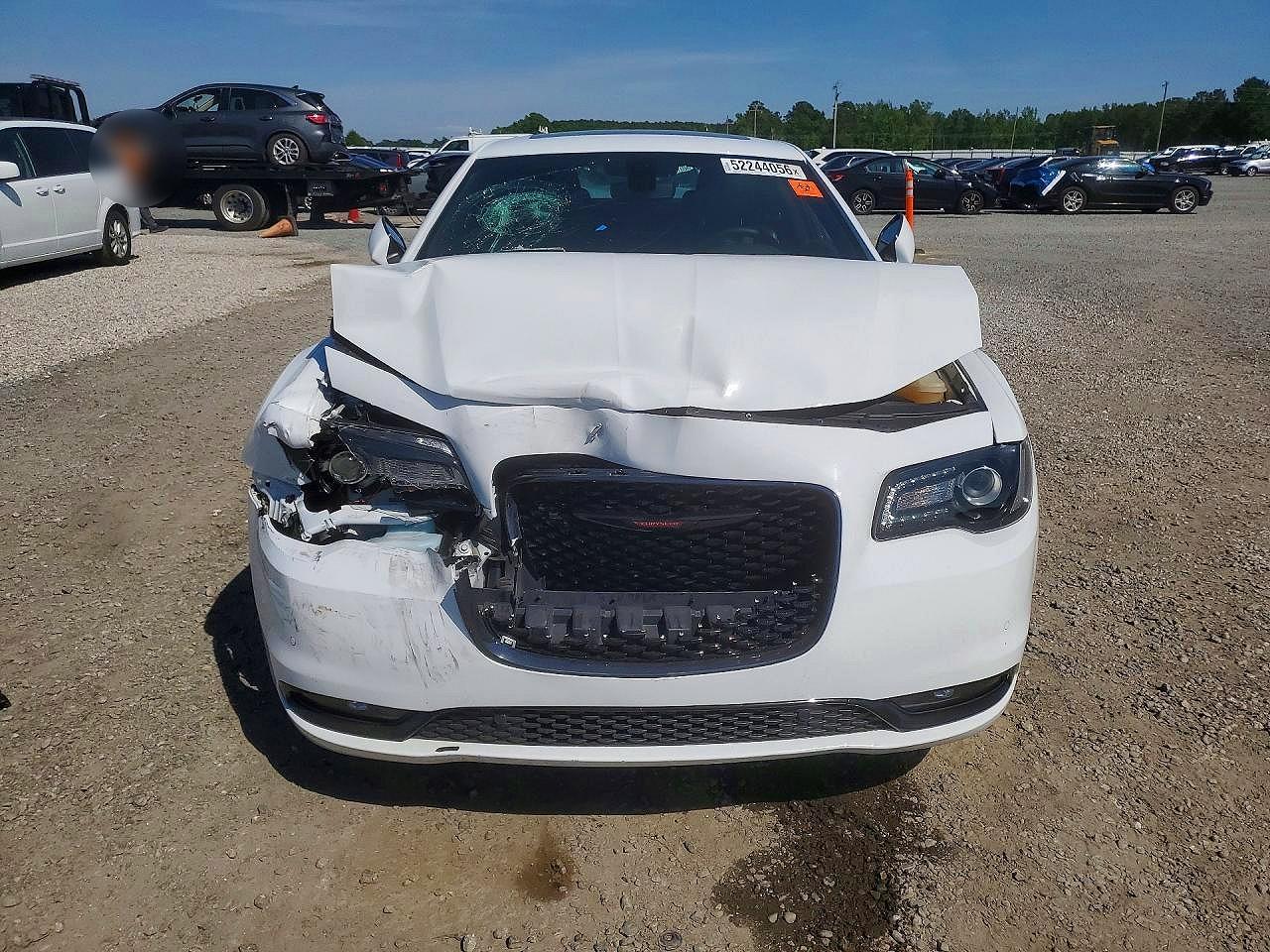 Chrysler 300 S